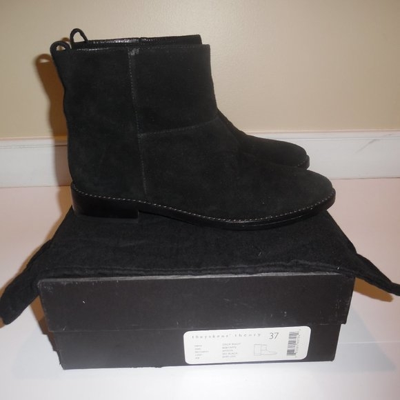THEYSKENS THEORY Cropped Amaya Suede Ankle Boots Casual‎ Black Booties Shoes 7 - Picture 1 of 11